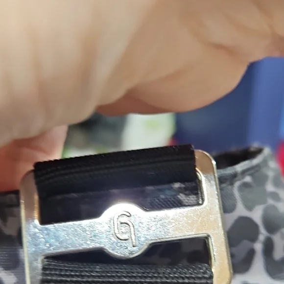 Baggallini Gray Leopard Print Belt Bag - Picture 8 of 11